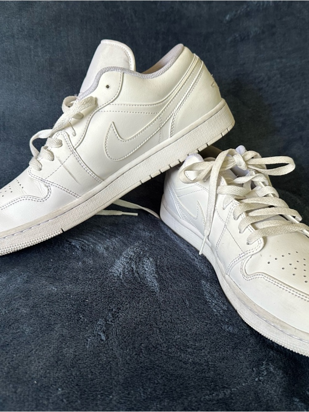 Jordan Men's Off-White Low-Top Sneakers